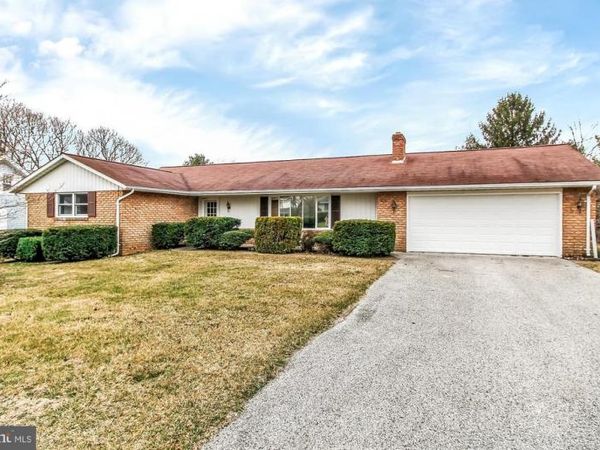 25 E TOLNA ROAD, SHREWSBURY, PA 17361