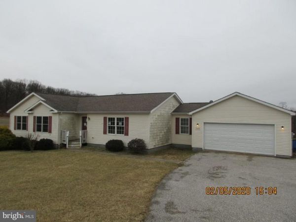 13196 CROSS ROADS AVENUE, FELTON, PA 17322