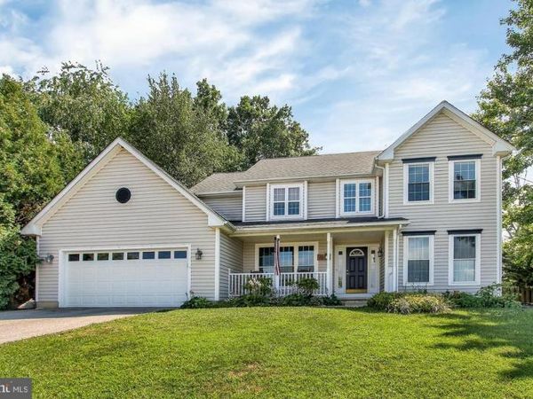 26 COUPLER DRIVE, STEWARTSTOWN, PA 17363