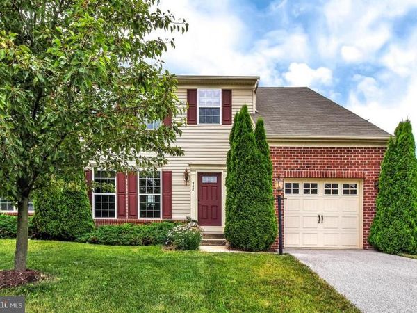 948 COUGAR POINTE CIRCLE, SEVEN VALLEYS, PA 17360