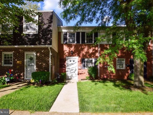 768 HARDWICK PLACE, YORK, PA 17404