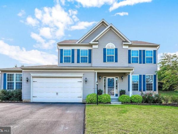 1020 NUGENT WAY, YORK, PA 17402