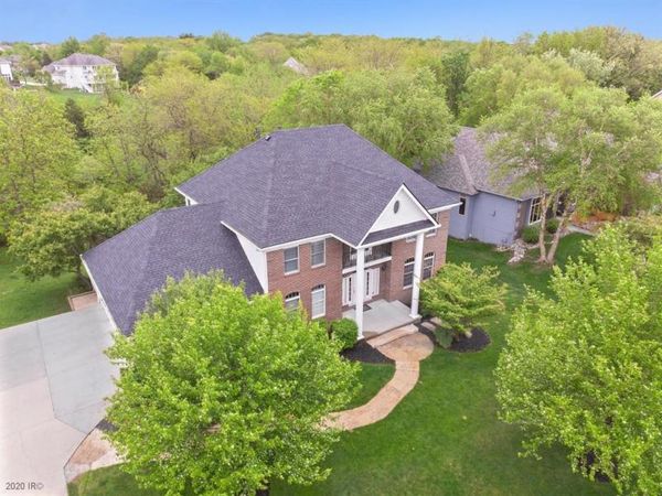 3703 131st Street, Urbandale, IA 50323