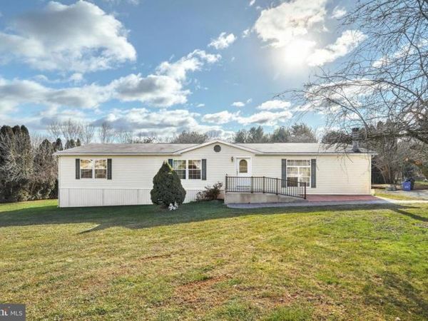 3282 DAYS MILL ROAD, YORK, PA 17401