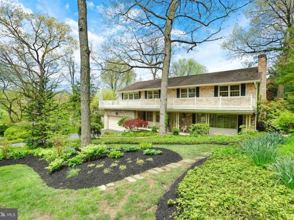 1735 HILLOCK LANE, YORK, PA 17403