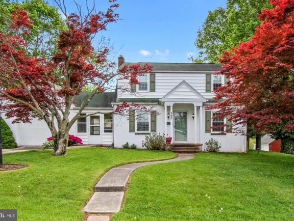 165 N MAPLE STREET, YOE, PA 17313