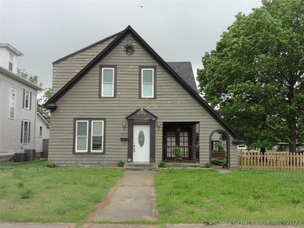 1001 S Johnstone Avenue, Bartlesville, OK 74003