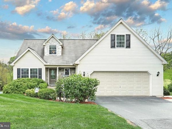 126 CRANBROOK DRIVE, DOVER, PA 17315