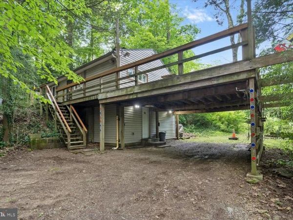 151 E TRAILS ROAD, AIRVILLE, PA 17302
