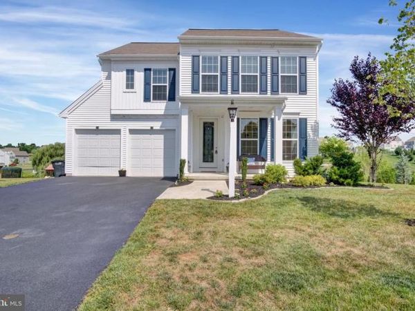 844 SAGE HILL DRIVE, RED LION, PA 17356