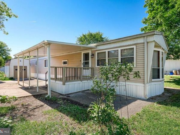 33 NORTHWOOD MANOR, YORK HAVEN, PA 17370