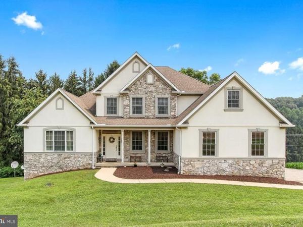 1108 W CLEARVIEW DRIVE, GLEN ROCK, PA 17327