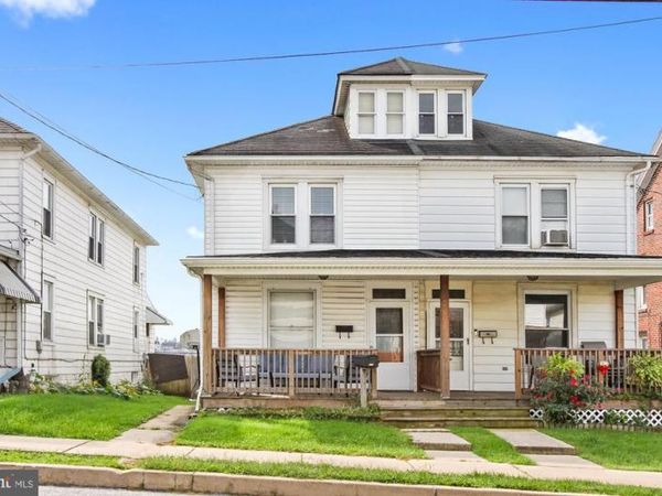 210 W HIGH STREET, RED LION, PA 17356