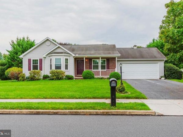 603 PARKWAY DRIVE, LITTLESTOWN, PA 17340