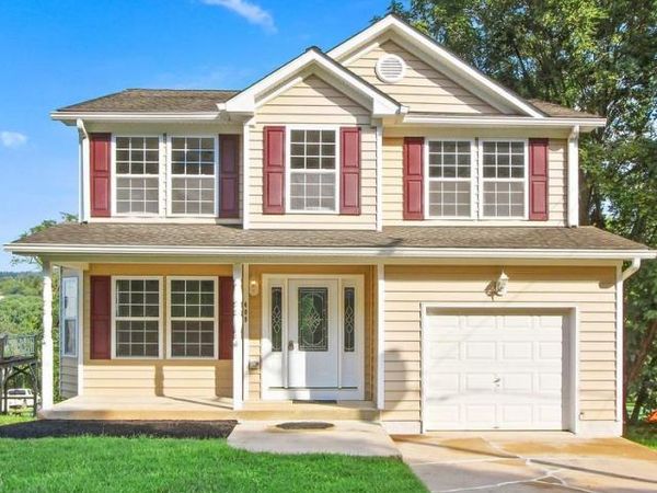 409 CHESTNUT STREET, DELTA, PA 17314
