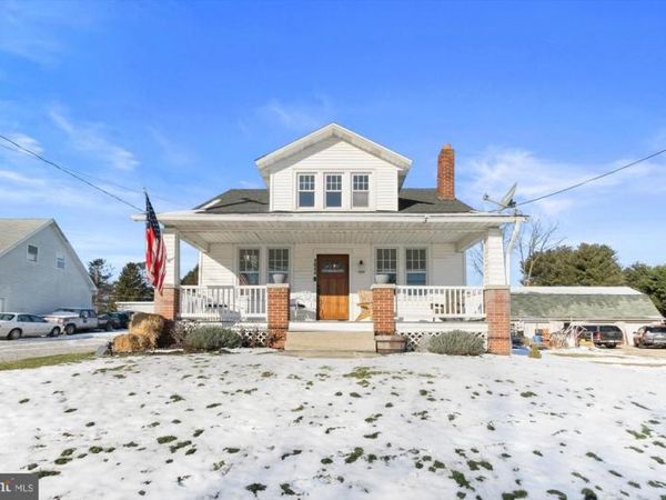 1844 STOVERSTOWN ROAD, SPRING GROVE, PA 17362