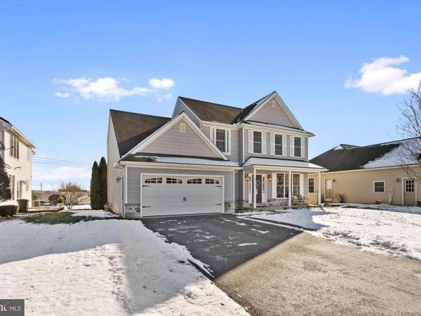 15 ANDREW DRIVE, YORK, PA 17404