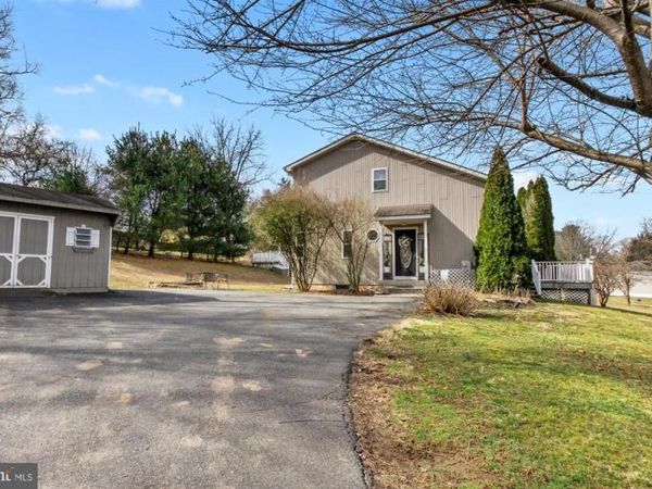 40 POND VIEW DRIVE, DELTA, PA 17314