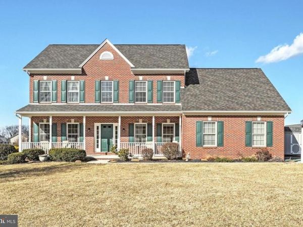 7 DEVONSHIRE DRIVE, SHREWSBURY, PA 17361