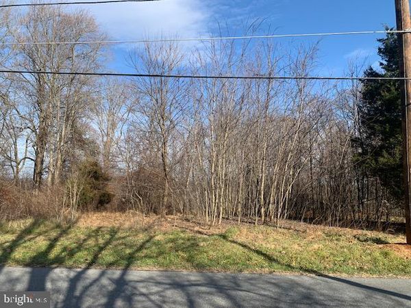 7496 WOODBINE ROAD, AIRVILLE, PA 17302