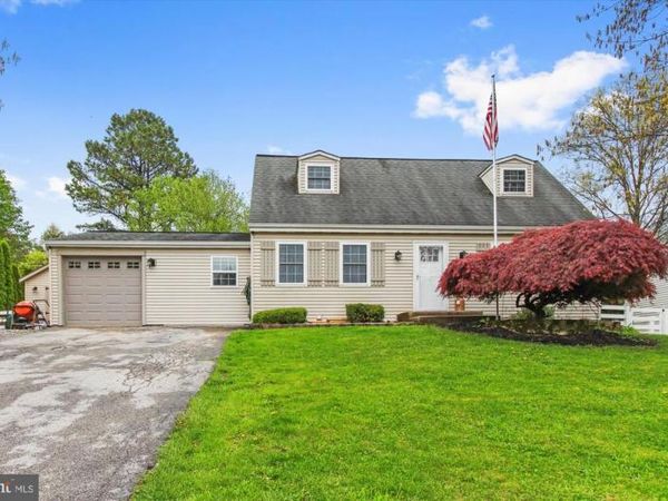 434 HILLSIDE DRIVE, RED LION, PA 17356