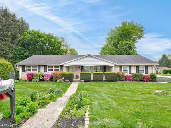 2285 SUTTON ROAD, YORK, PA 17403