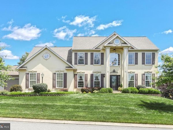 888 NIGHTLIGHT DRIVE, YORK, PA 17402