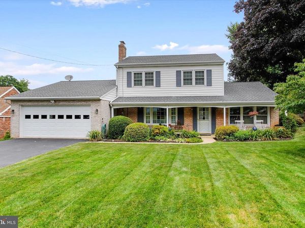 1855 EBONY DRIVE, YORK, PA 17402