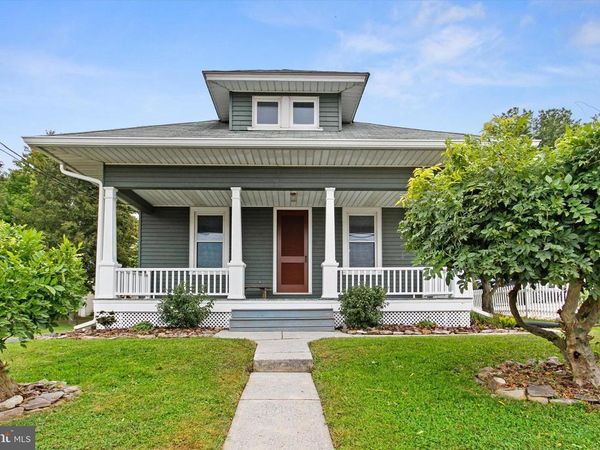 249 W JACKSON STREET, SPRING GROVE, PA 17362