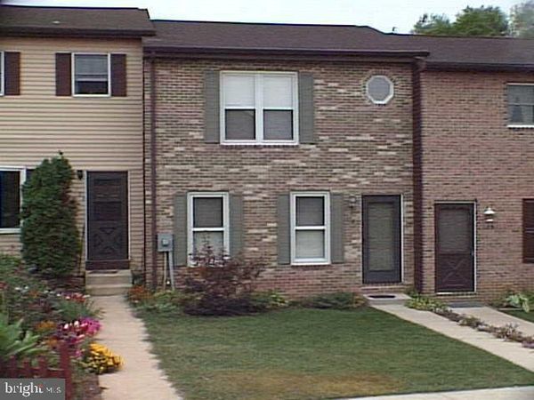 112 WHITE DOGWOOD DRIVE, ETTERS, PA 17319