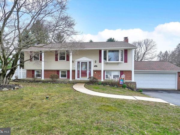 50 COVINGTON DRIVE, SHREWSBURY, PA 17361