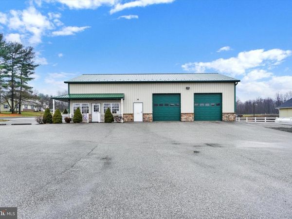 899 BROAD STREET EXTENSION, DELTA, PA 17314
