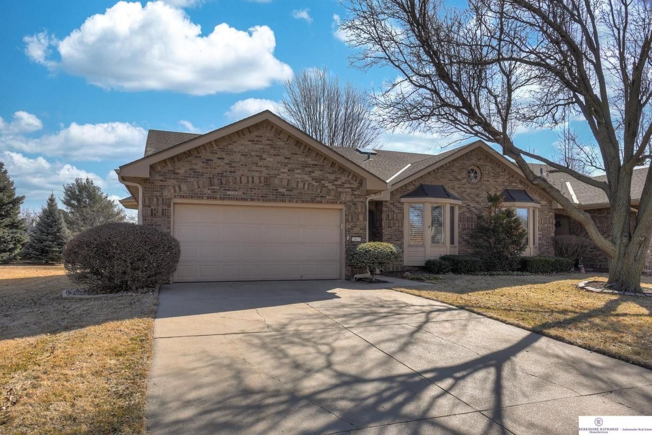 2417 N 133 Street, Omaha, NE 68164