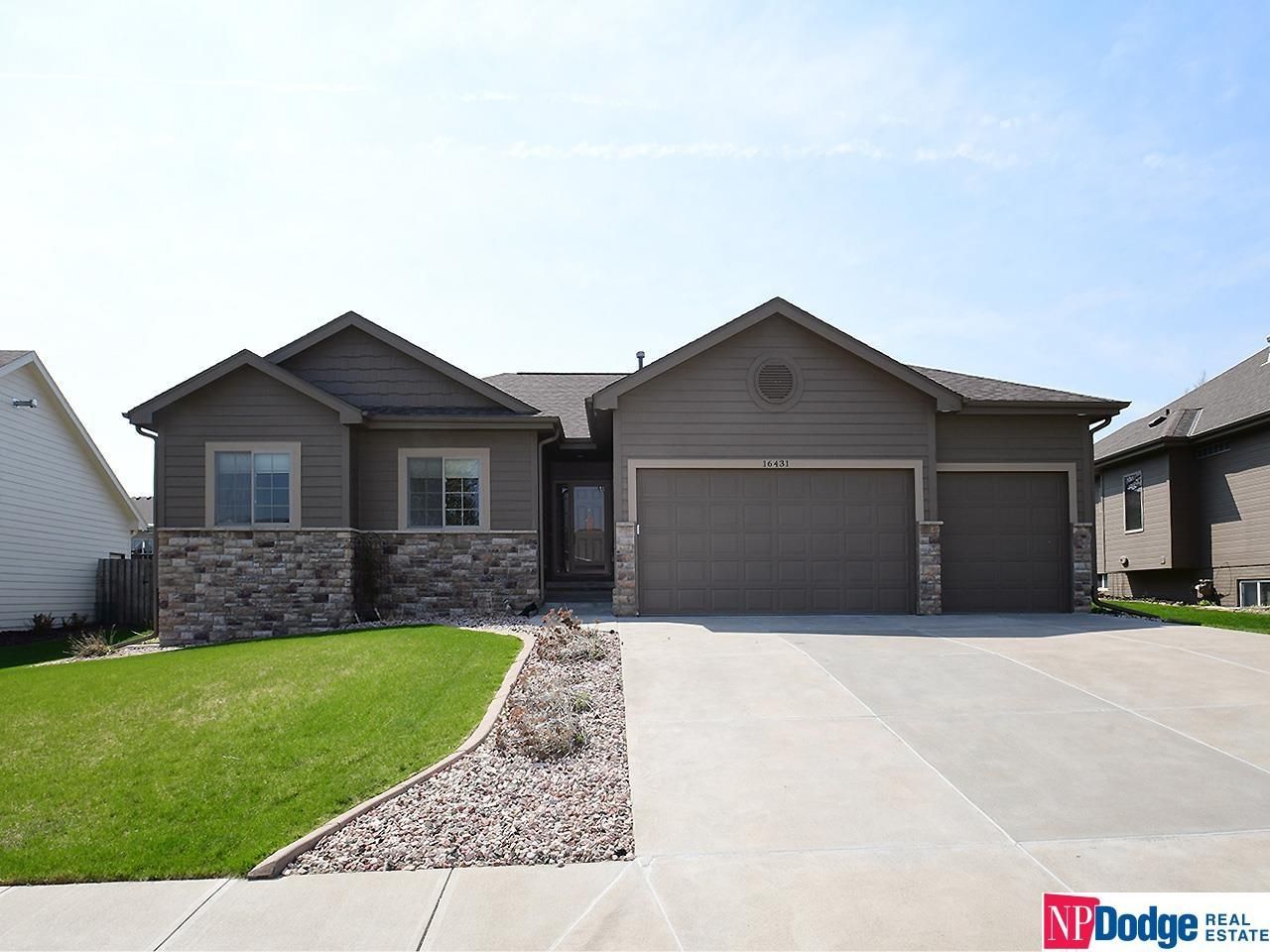 16431 Briar Street, Omaha, NE 68136