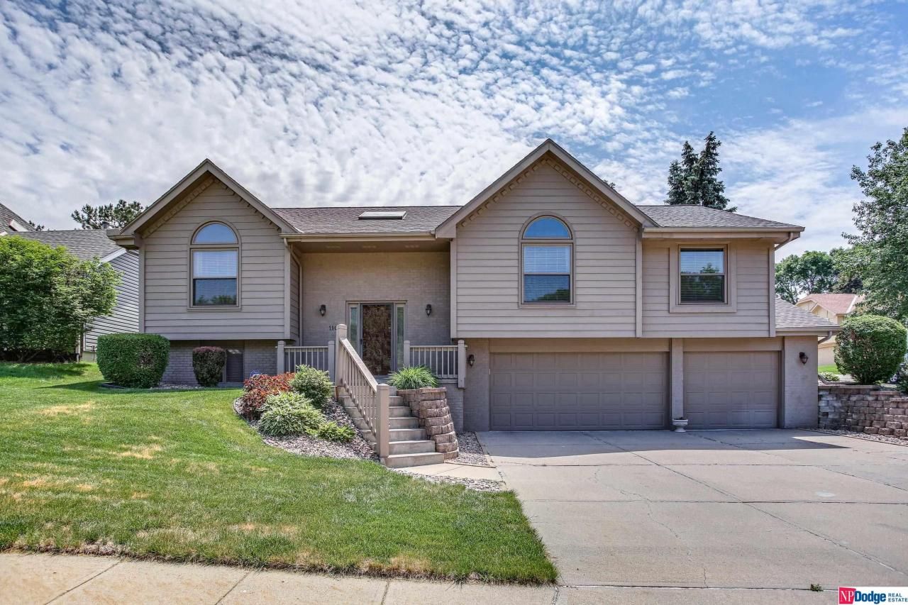 1105 N 153 Avenue, Omaha, NE 68154