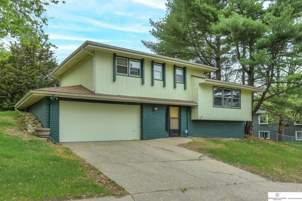 4806 N 129 Avenue, Omaha, NE 68164
