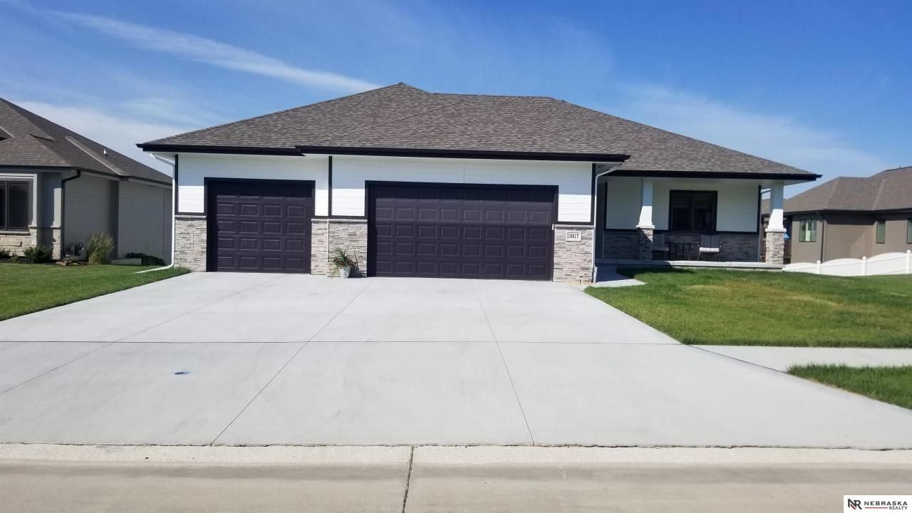 10103 South 188th Street, Omaha, NE 68136