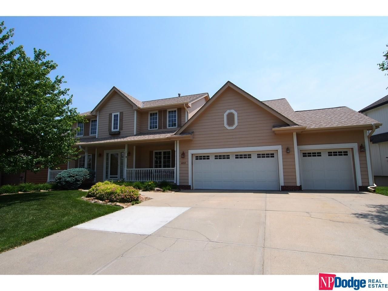 6213 N 155 Street, Omaha, NE 68116