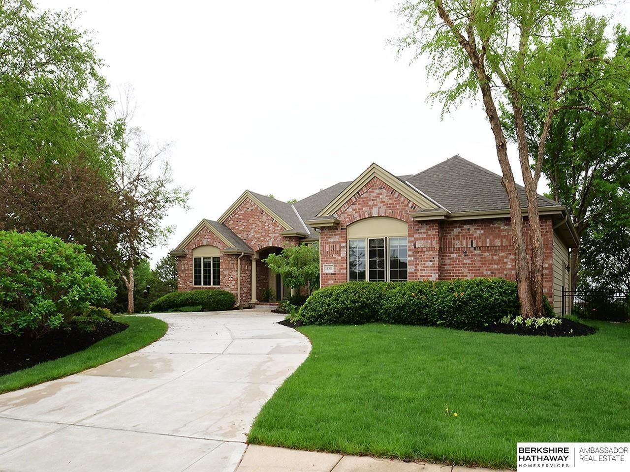 16301 Himebaugh Circle, Omaha, NE 68116