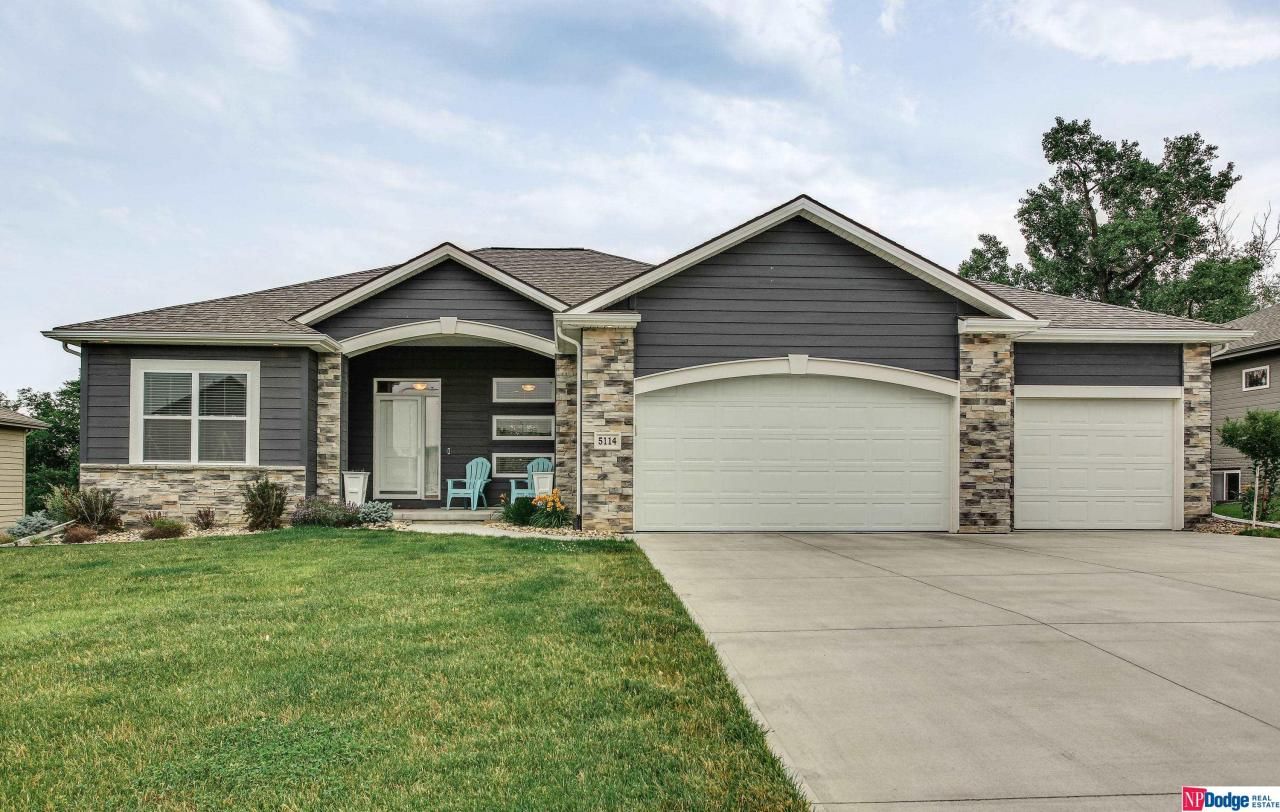 5114 Birchwood Drive, Bellevue, NE 68133