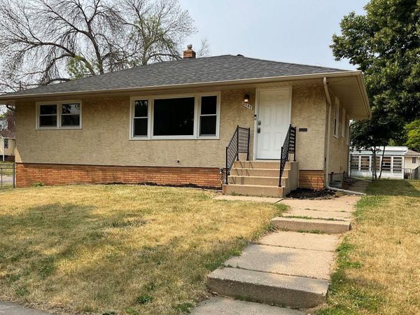 2147 Burns Avenue, Saint Paul, MN 55119