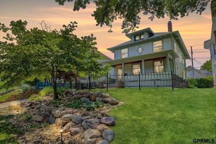 1310 S 35 Avenue, Omaha, NE 68105