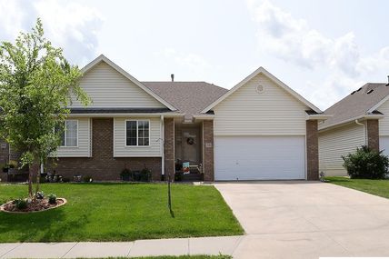17115 Joanne Drive, Omaha, NE 68136