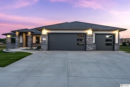843 Arbor Drive, Blair, NE 68008
