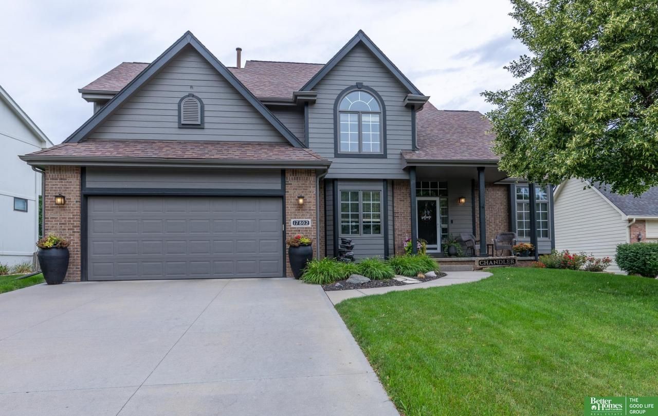 17802 Monroe Street, Omaha, NE 68135