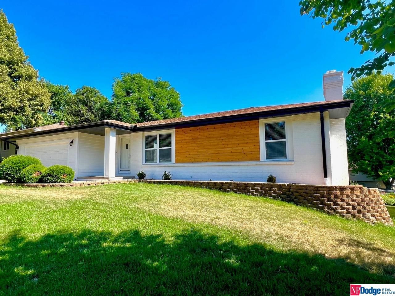 20117 Binney Circle, Elkhorn, NE 68022