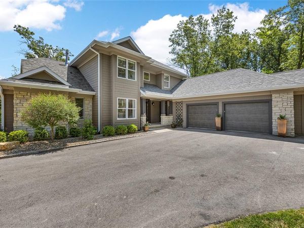 4235 Beaver Hollow SE, Cedar Rapids, IA 52403
