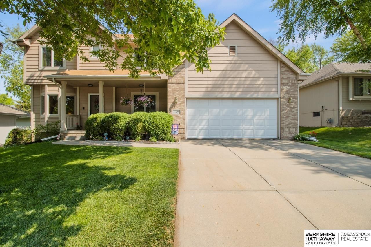 15310 Corby Street, Omaha, NE 68116