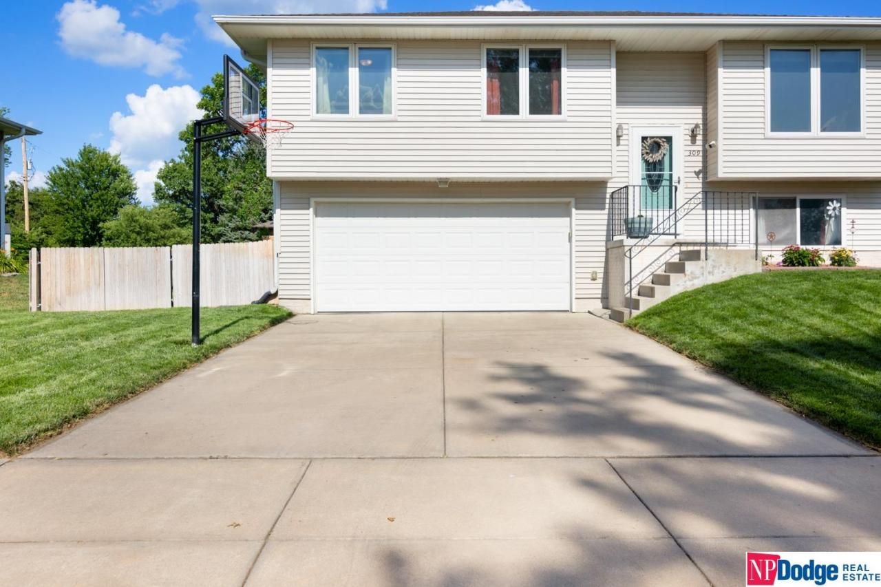 309 N 28th Street, Ashland, NE 68003