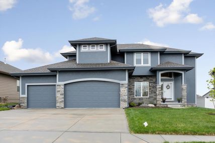 8109 S 193 Street, Gretna, NE 68028